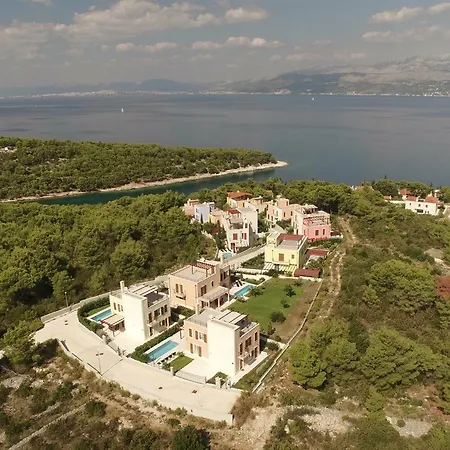 Hotel 1 Splitska